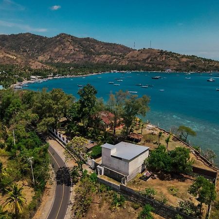 Вилла Gili View By Maza Телукнарат Экстерьер фото